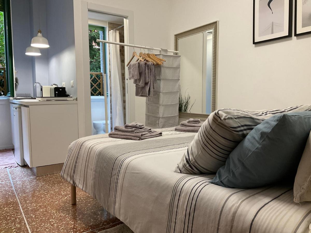 Studio 25 Apartment - Near Metro M3 Milano Eksteriør billede