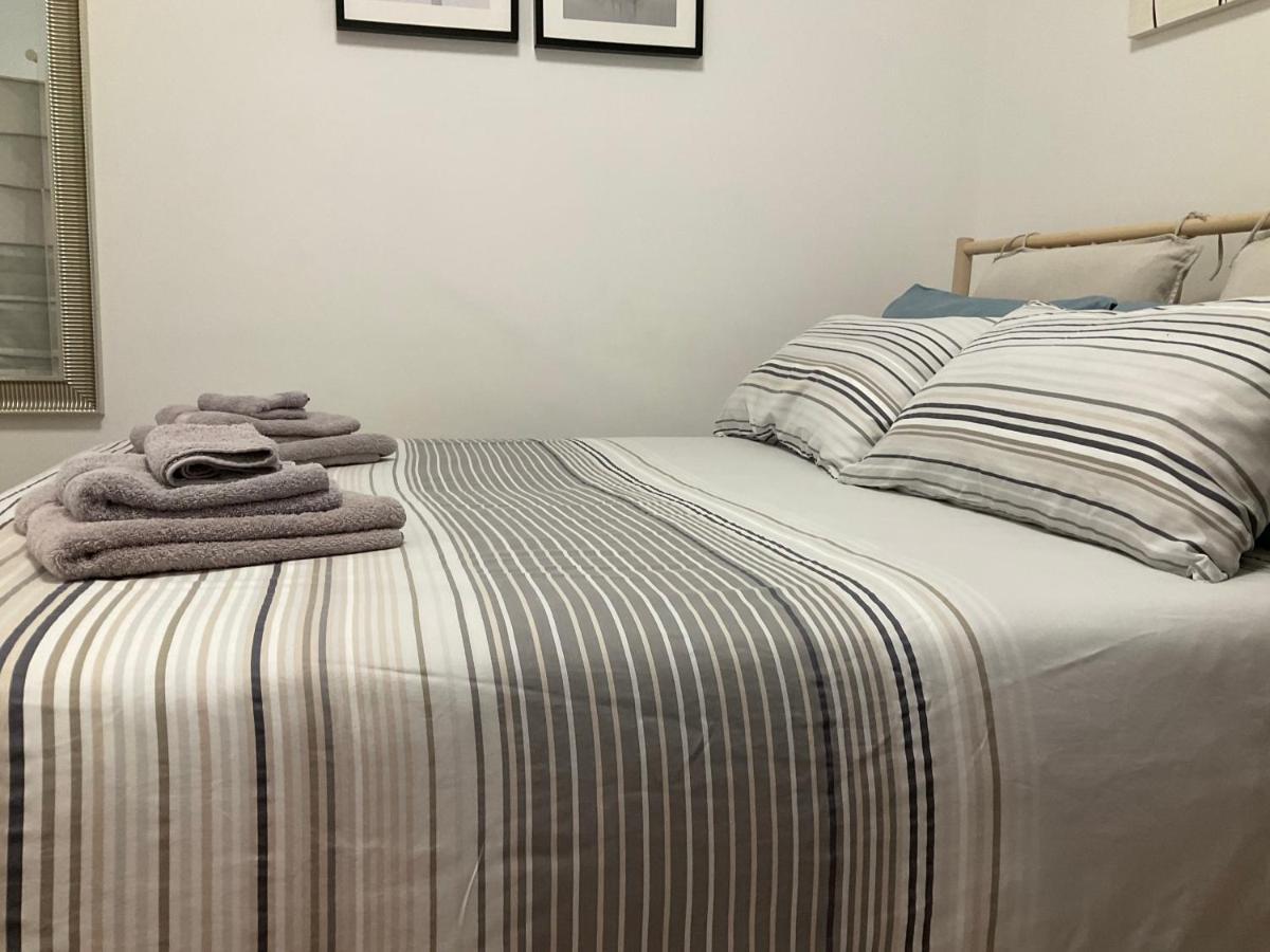 Studio 25 Apartment - Near Metro M3 Milano Eksteriør billede