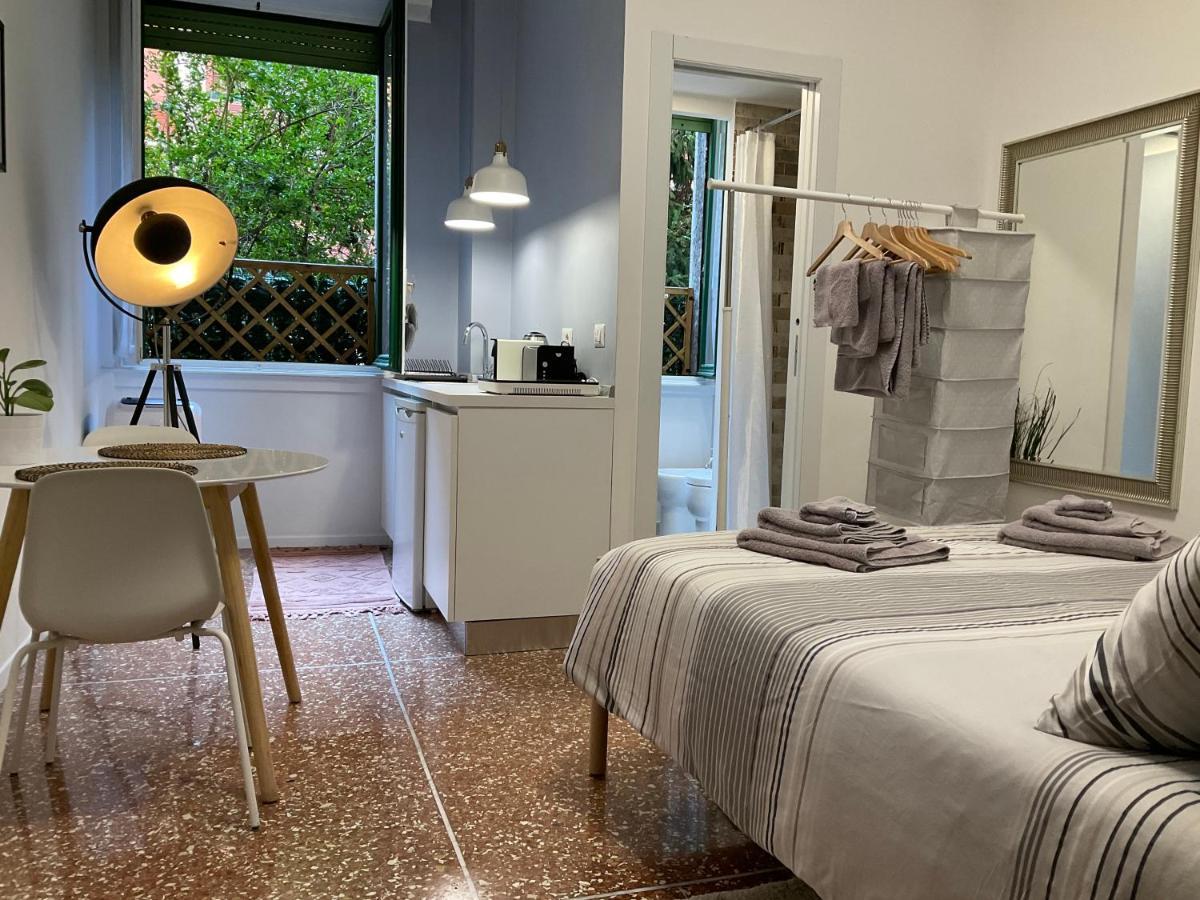 Studio 25 Apartment - Near Metro M3 Milano Eksteriør billede