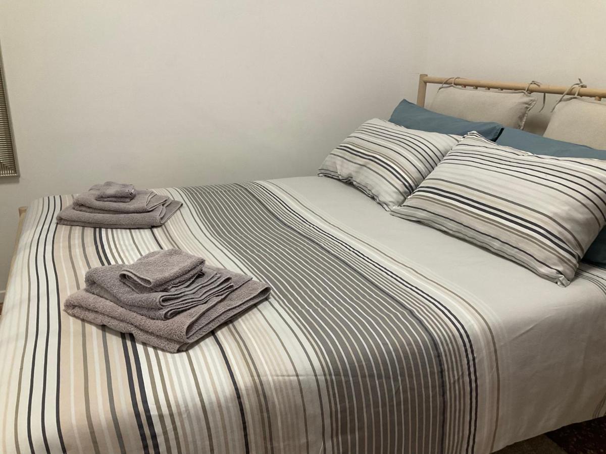 Studio 25 Apartment - Near Metro M3 Milano Eksteriør billede