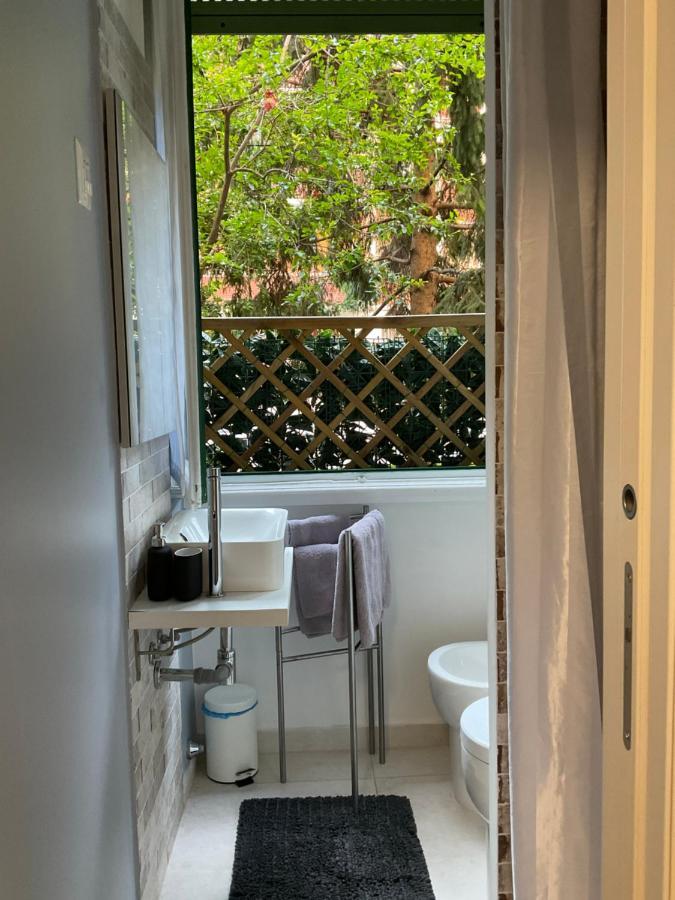 Studio 25 Apartment - Near Metro M3 Milano Eksteriør billede